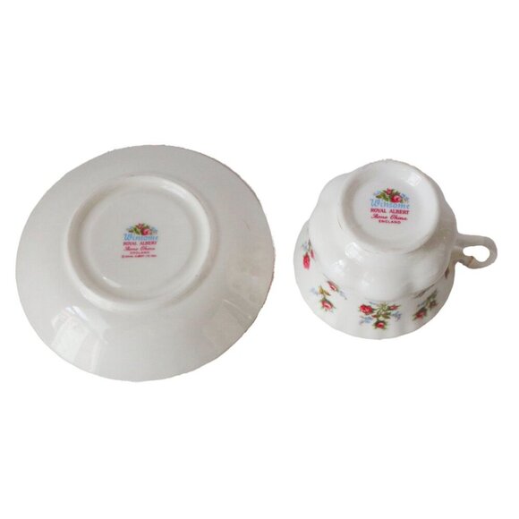 Vintage Teacup and Saucer Royal Albert Winsome Roses Tea Cup - Picture 4 of 5